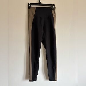 YPB High-Waist Two-Tone Leggings in Black and Taupe
